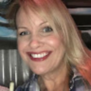 Meet your Posher, Teresa